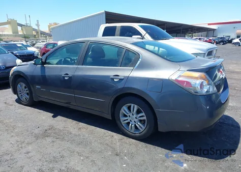 2010 Nissan Altima Hybrid from USA, damaged, VIN 1N4CL2AP8AC157812